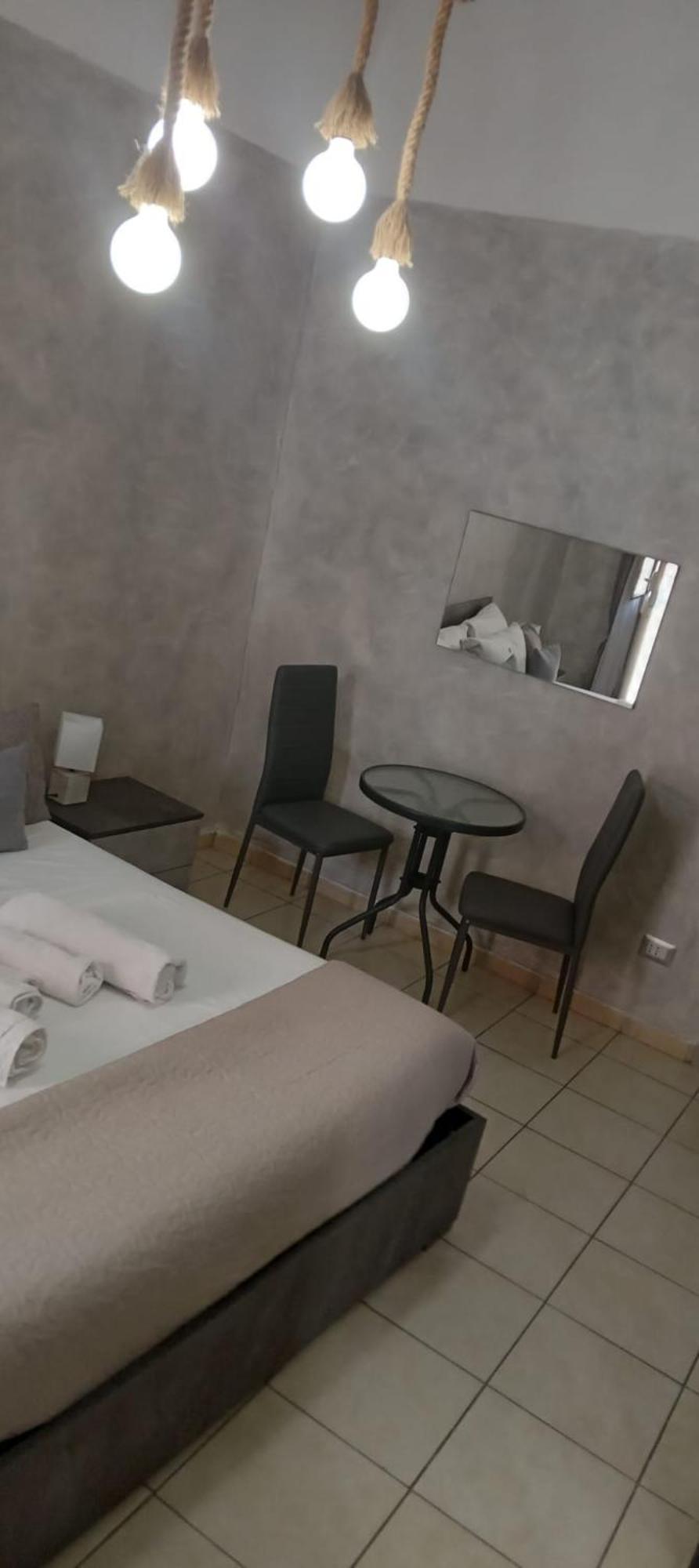 Homesweet Catania Bagian luar foto