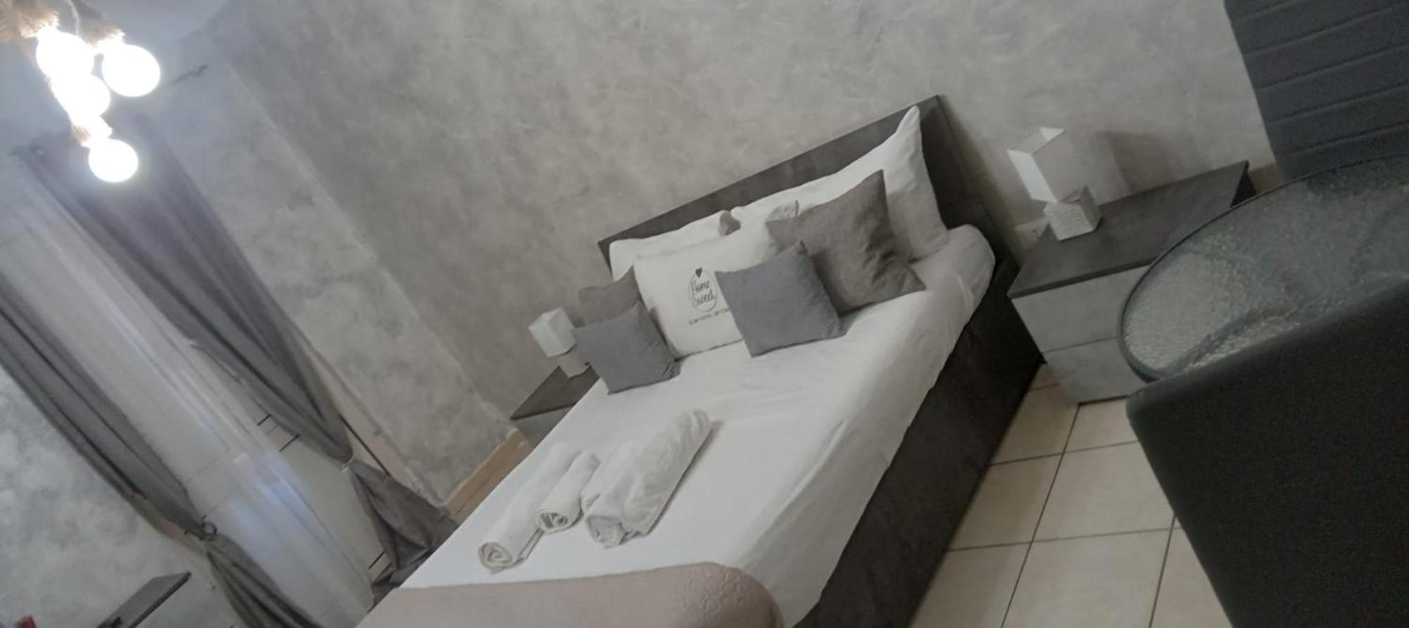 Homesweet Catania Bagian luar foto