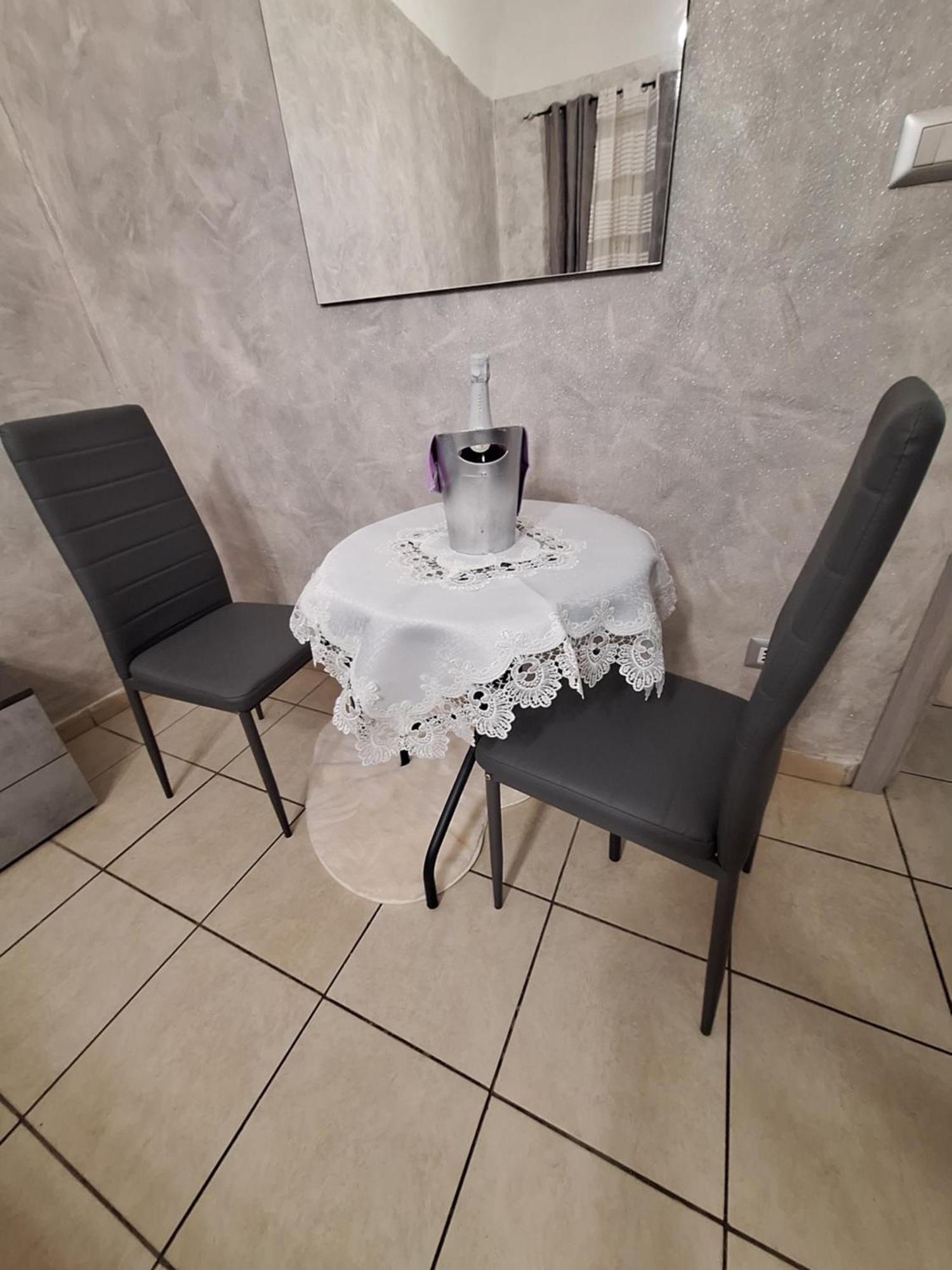 Homesweet Catania Bagian luar foto